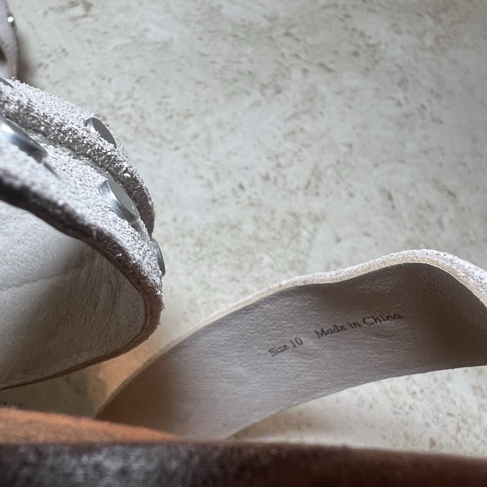 Dolce Vita Pacey Womens Slide Sandals Beige Studded Leather Size 10 EUC 2 Straps - Picture 8 of 8